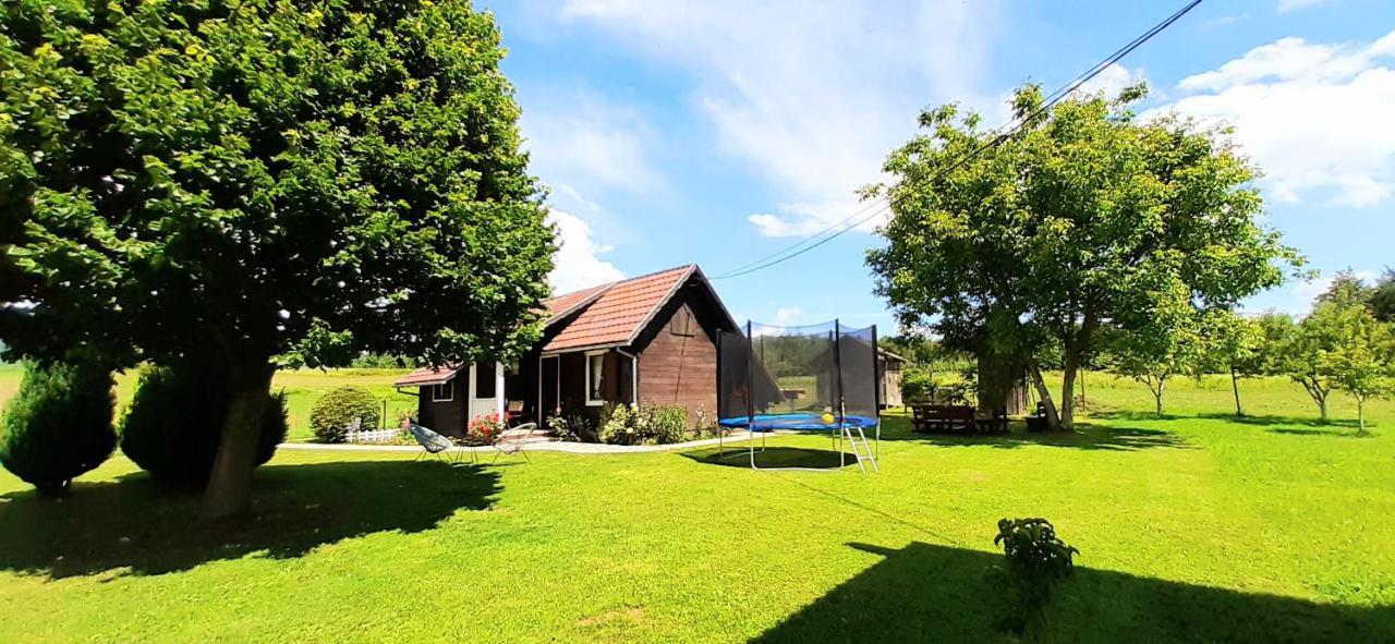 Wooden House Nela Near Plitvice Lakes Smoljanac Luaran gambar