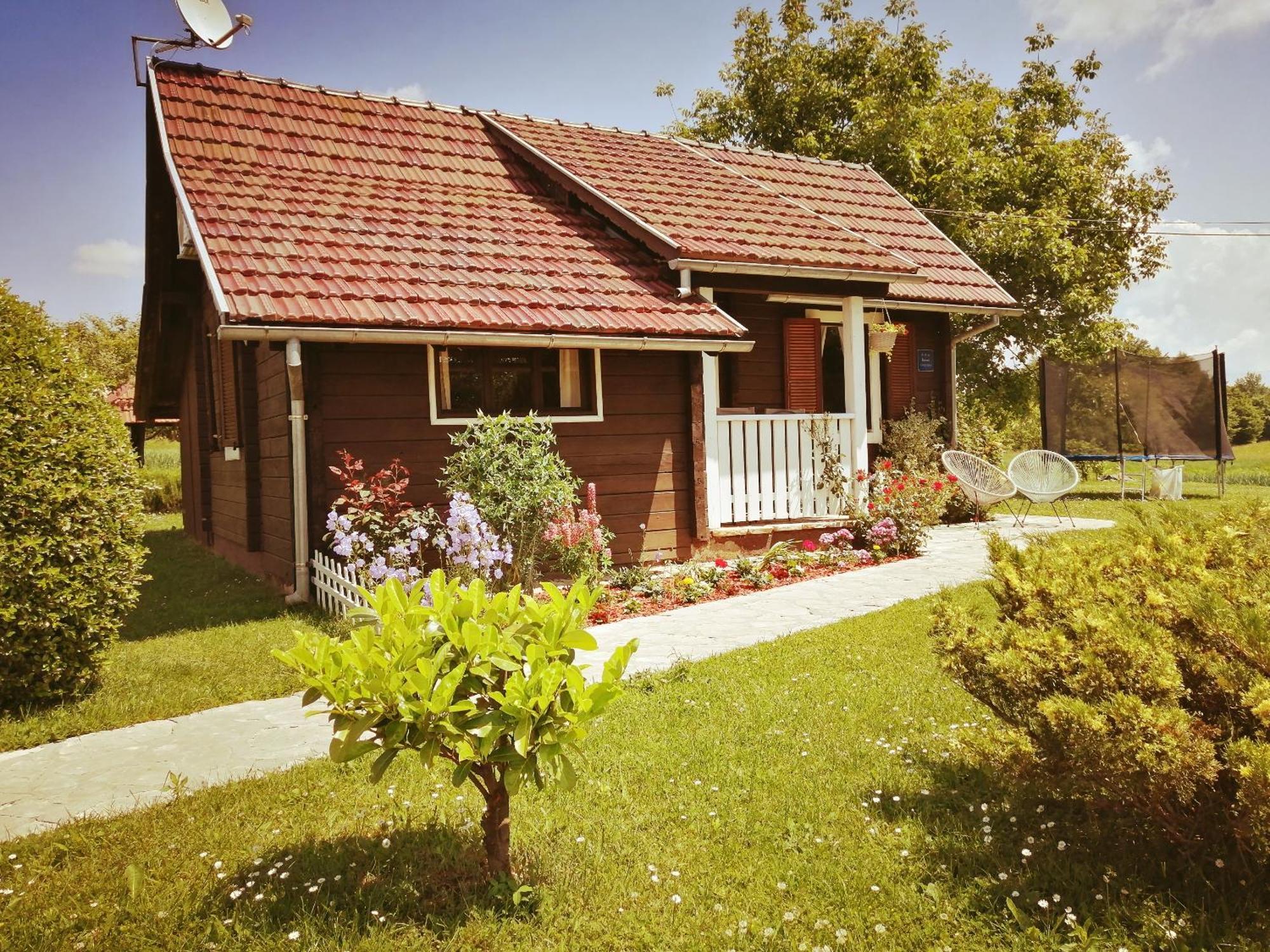 Wooden House Nela Near Plitvice Lakes Smoljanac Luaran gambar