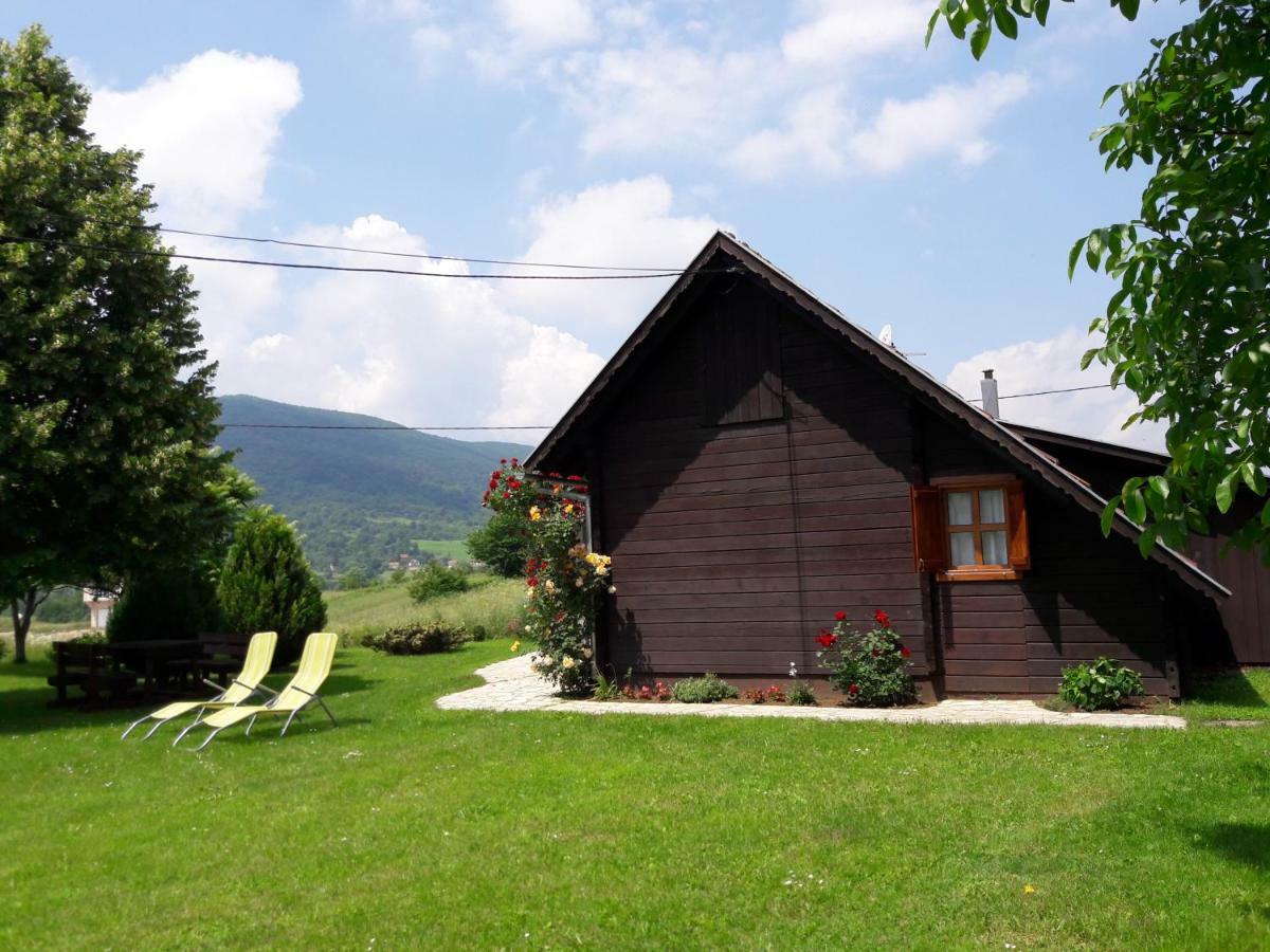 Wooden House Nela Near Plitvice Lakes Smoljanac Luaran gambar